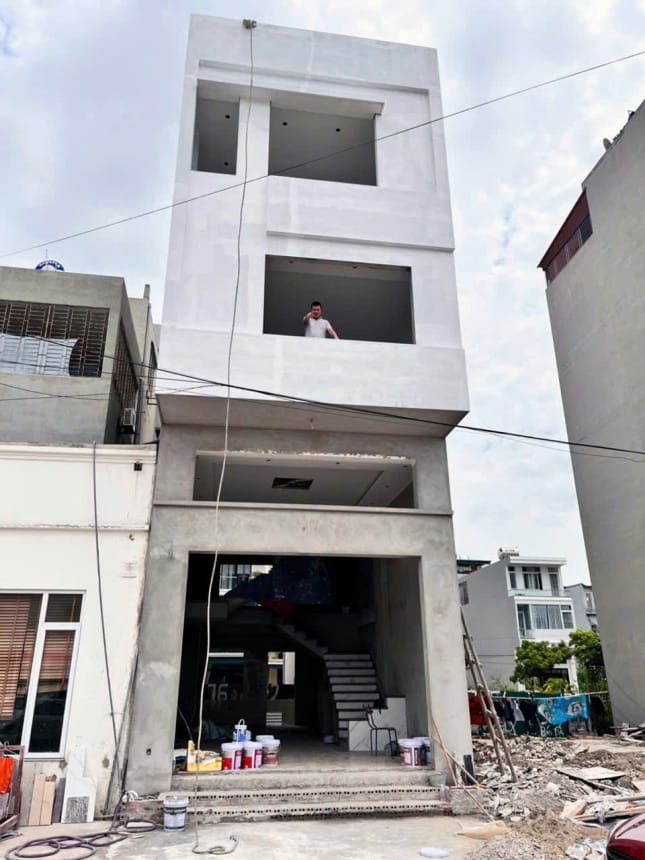 Dich-vu-thi-cong-son-nuoc-uy-tin-suanha24h.vn Dich-vu-thi-cong-son-nuoc-uy-tin-suanha24h.vn