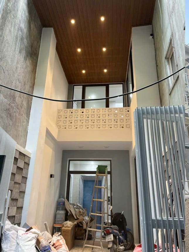 Thi-cong-son-nha-uy-tin-dung-gia-suanha24h.vn Thi-cong-son-nha-uy-tin-dung-gia-suanha24h.vn